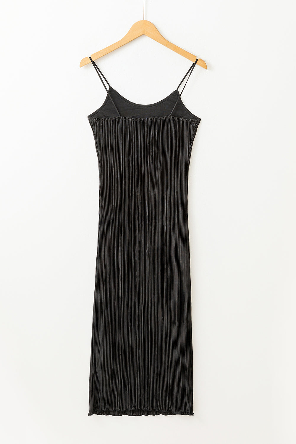 Black Spaghetti Straps Backless Pleated Midi Dress