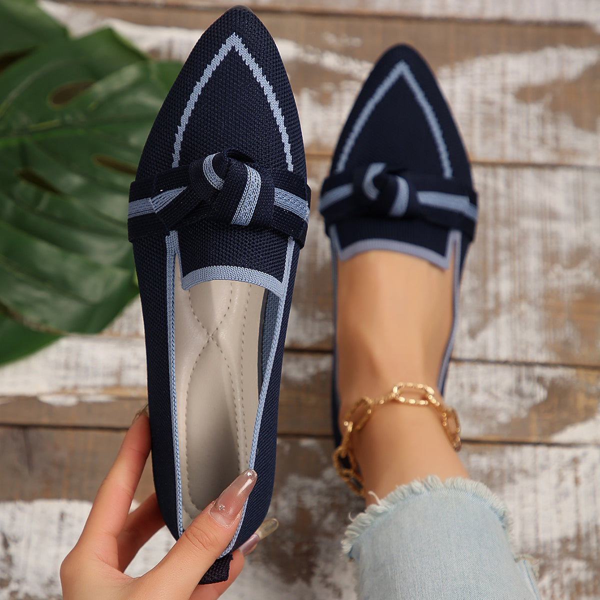 Bow Contrast Trim Point Toe Loafers Dark Blue