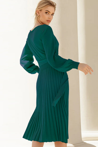 Round Neck Long Sleeve Pleated Sweater Dress