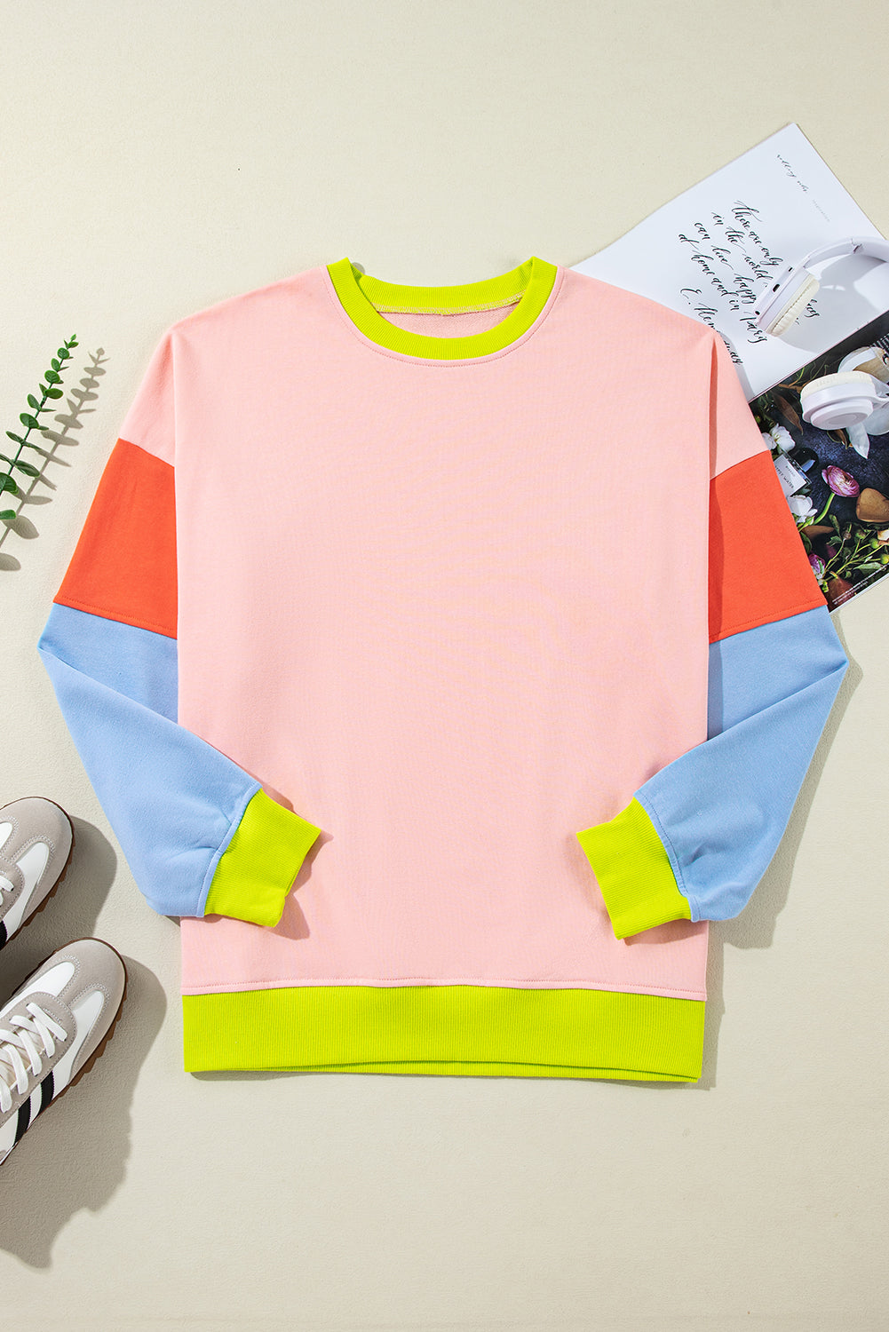 Light Pink Plus Size Colorblock Patchwork Crew Neck Sweatshirt Light Pink 70%Polyester+30%Cotton