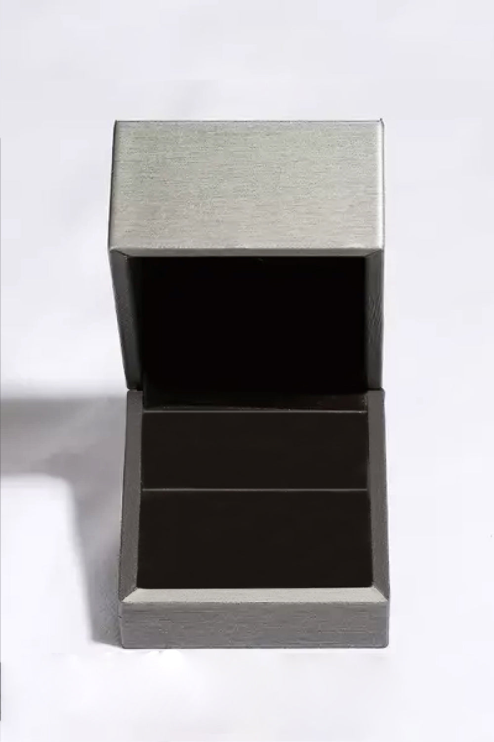 Shiny 3 Carat Moissanite Platinum-Plated Ring - Thandynie