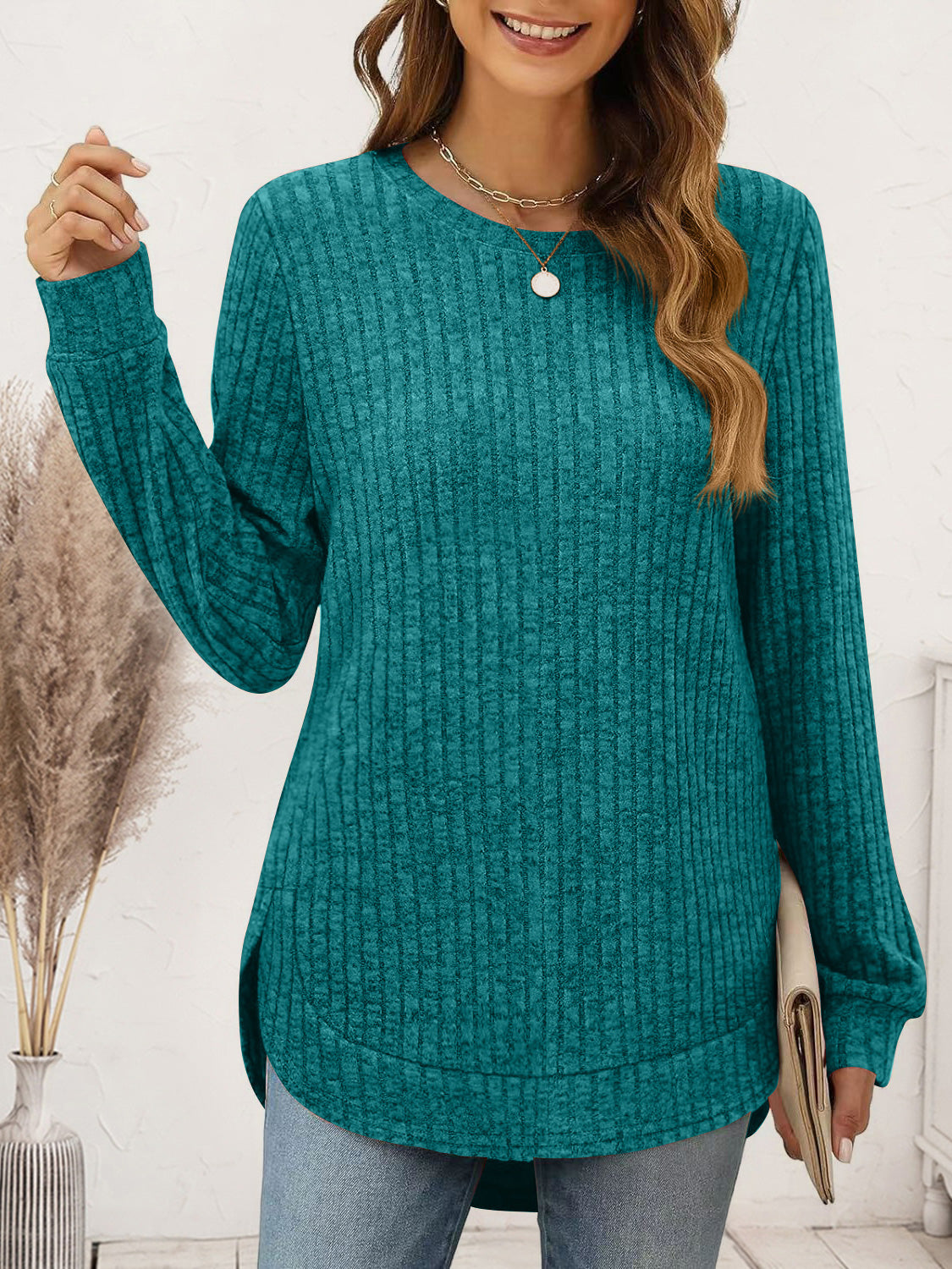Ribbed Round Neck Long Sleeve T-Shirt - Thandynie