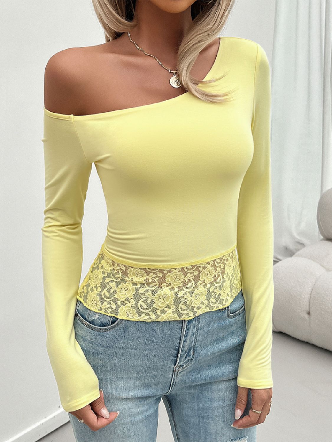 Single Shoulder Long Sleeve Lace T-Shirt Light Yellow