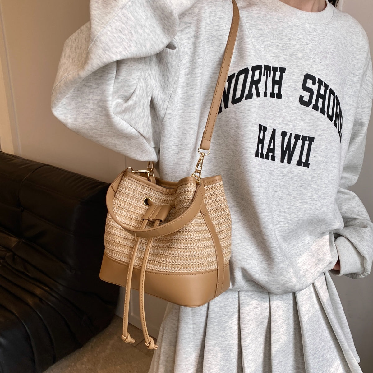 Straw Braided Shoulder Bag - Thandynie