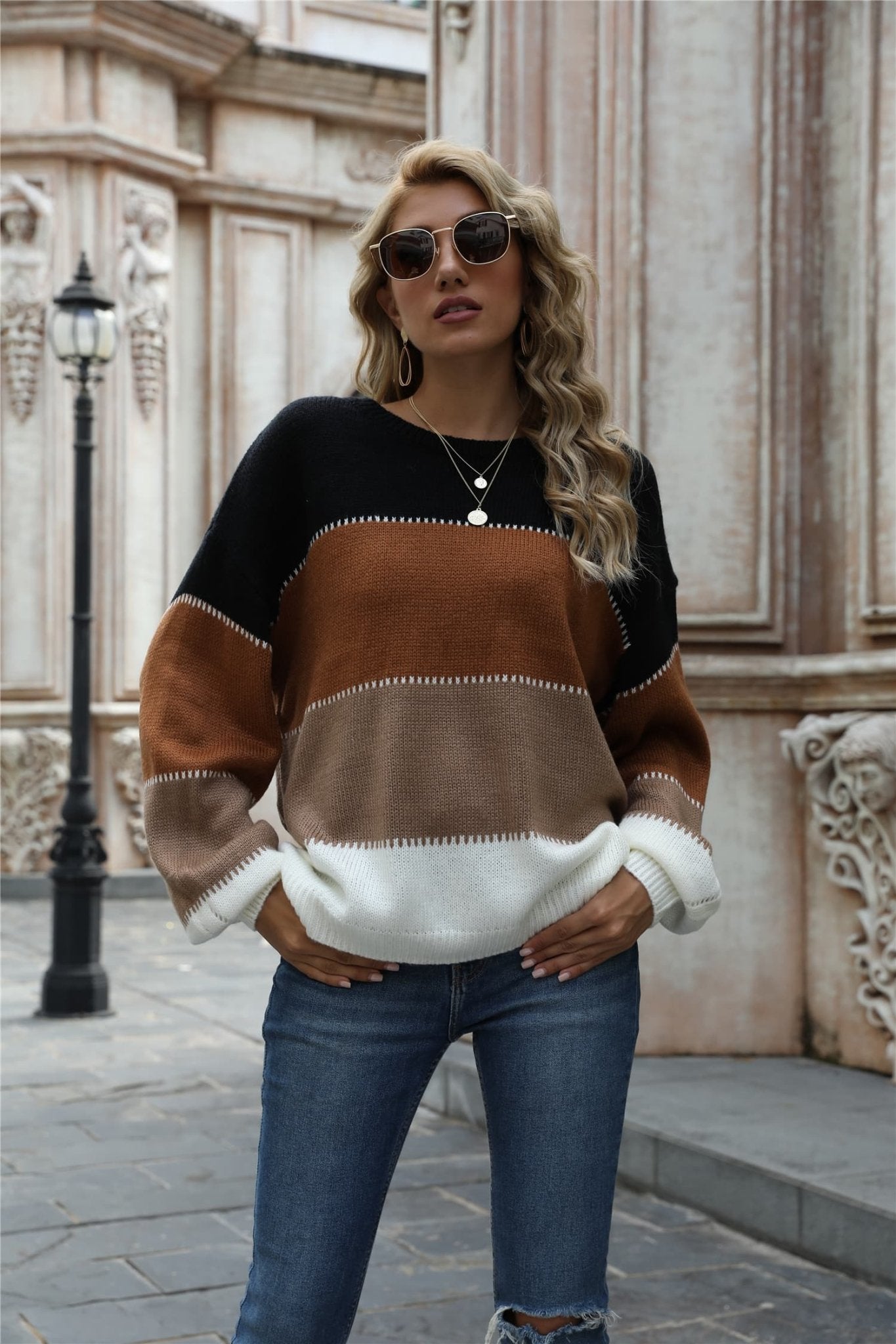 Color Block Round Neck Sweater Black