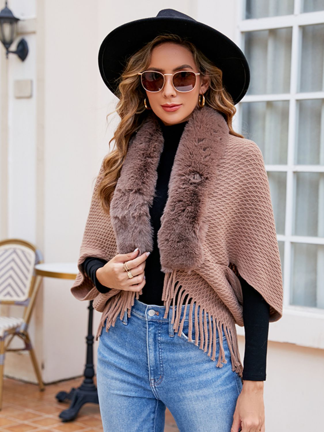 Open Front Fringe Hem Poncho - Thandynie