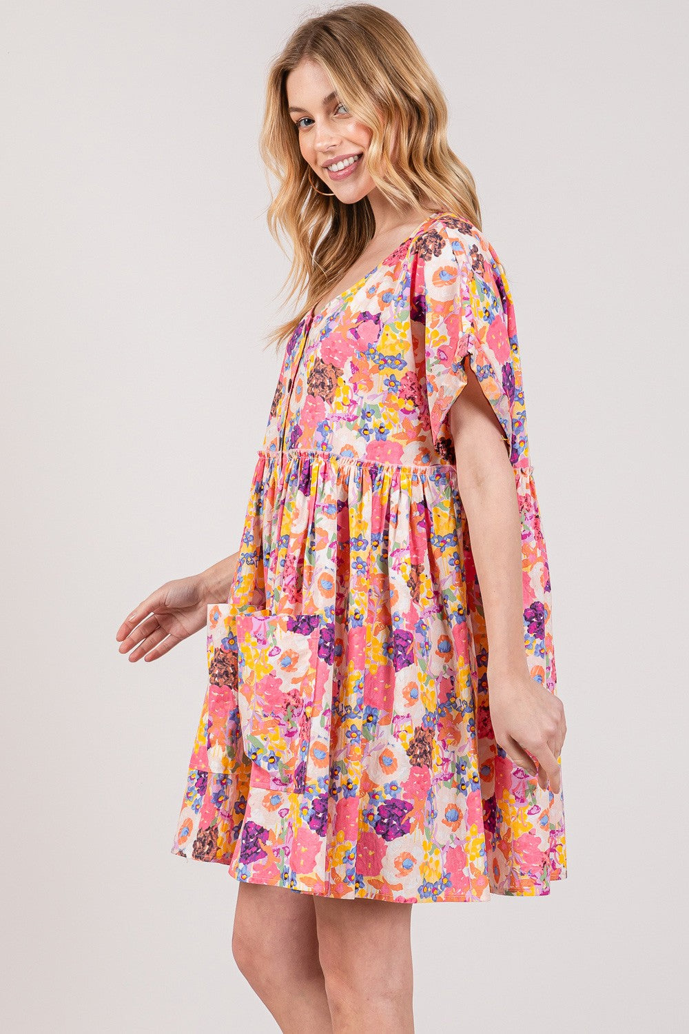 SAGE + FIG Floral Short Sleeve Babydoll Dress with Pockets