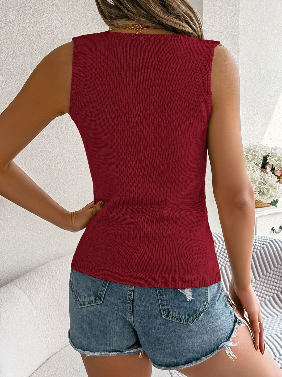 Openwork V-Neck Knit Vest Burgundy