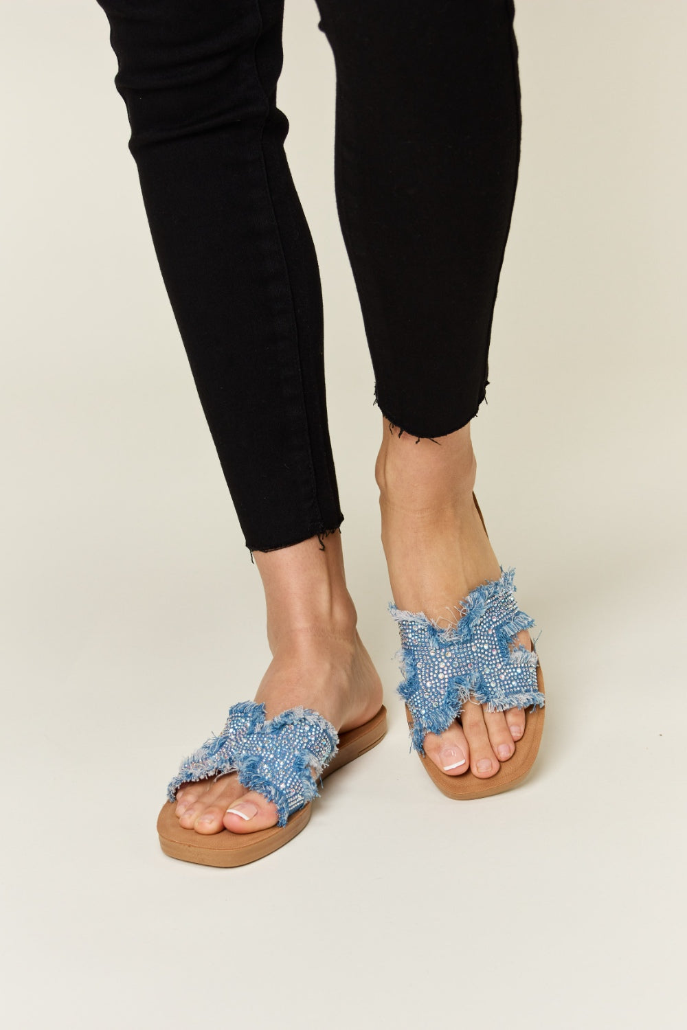 Forever Link Raw Trim Denim H-Band Flat Sandals BLUE DENIM