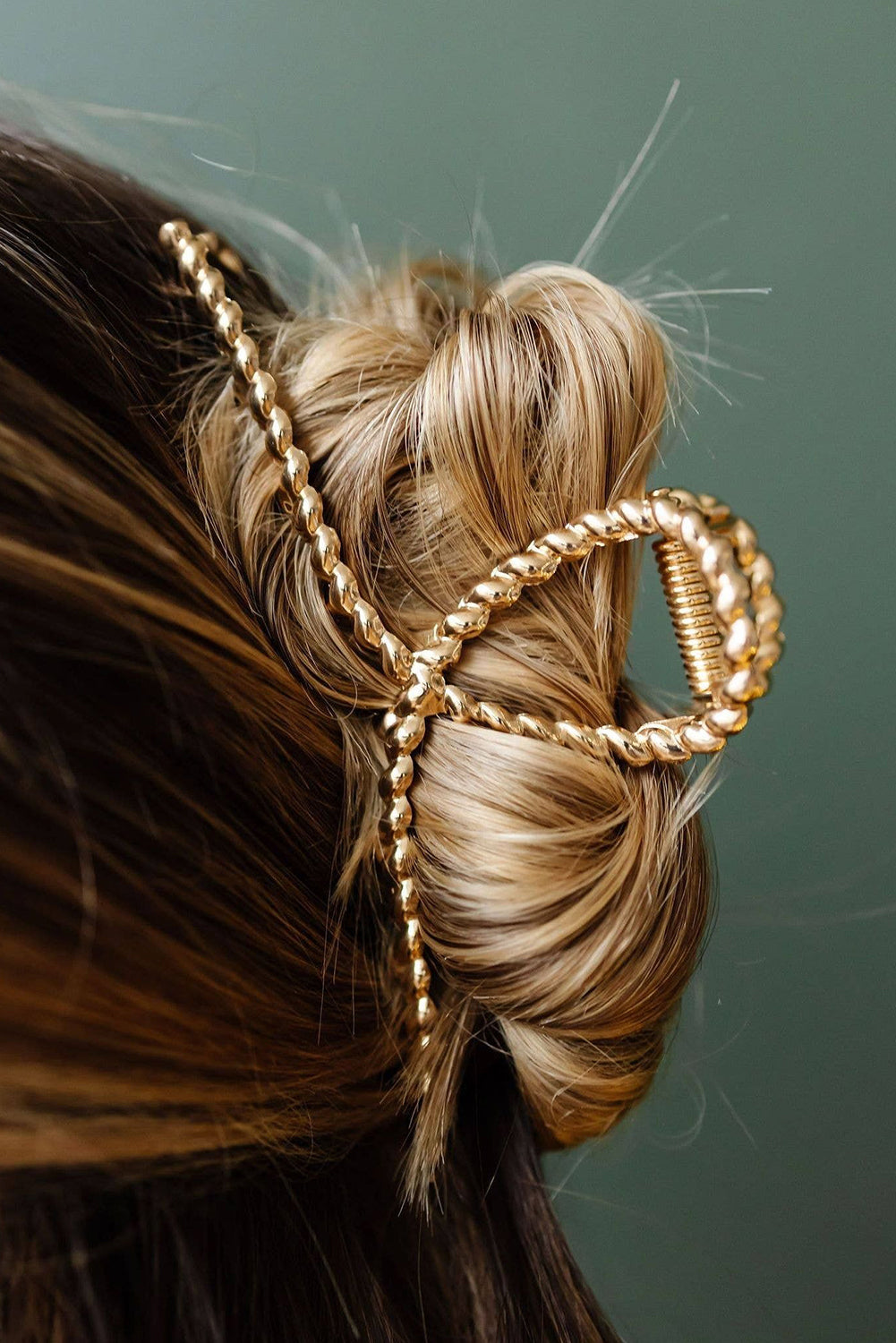 Gold Twist Large Alloy Hair Clip Gold ONE SIZE Alloy