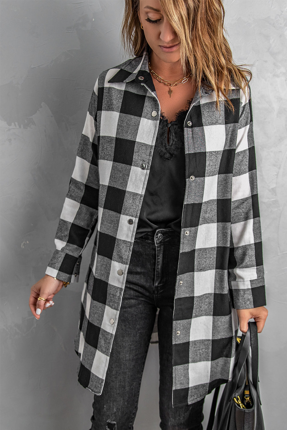 Women's Longline Plaid Shirt Coat with Turn-Down Collar | Classic British Style Black 95%Polyester+5%Elastane