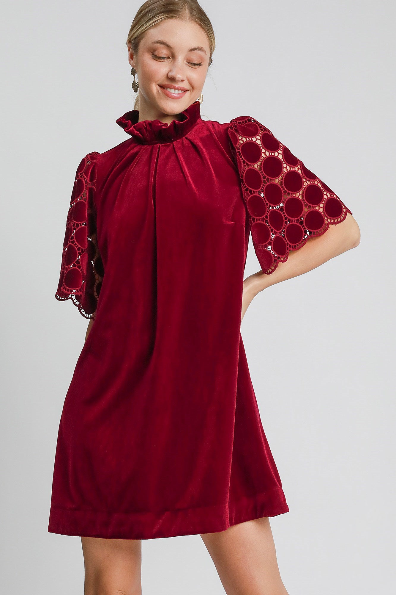 Umgee Dotted Lace Half Sleeve Mock Neck Back Tie Velvet Dress Burgundy