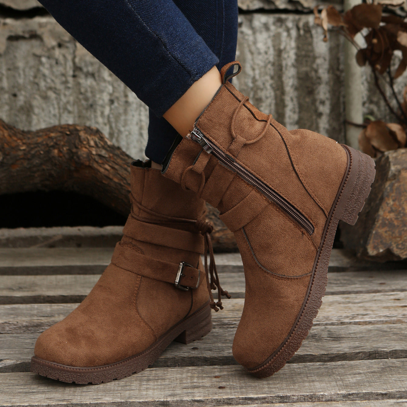 Suede Side Zip Round Toe Boots Brown