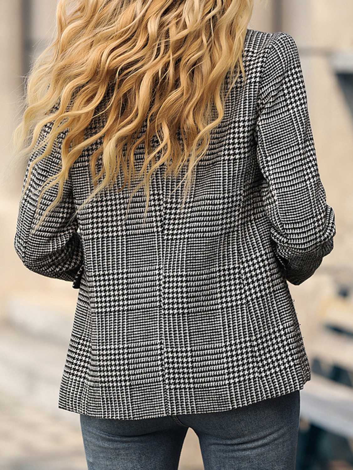 Houndstooth Buttoned Long Sleeve Blazer - Thandynie
