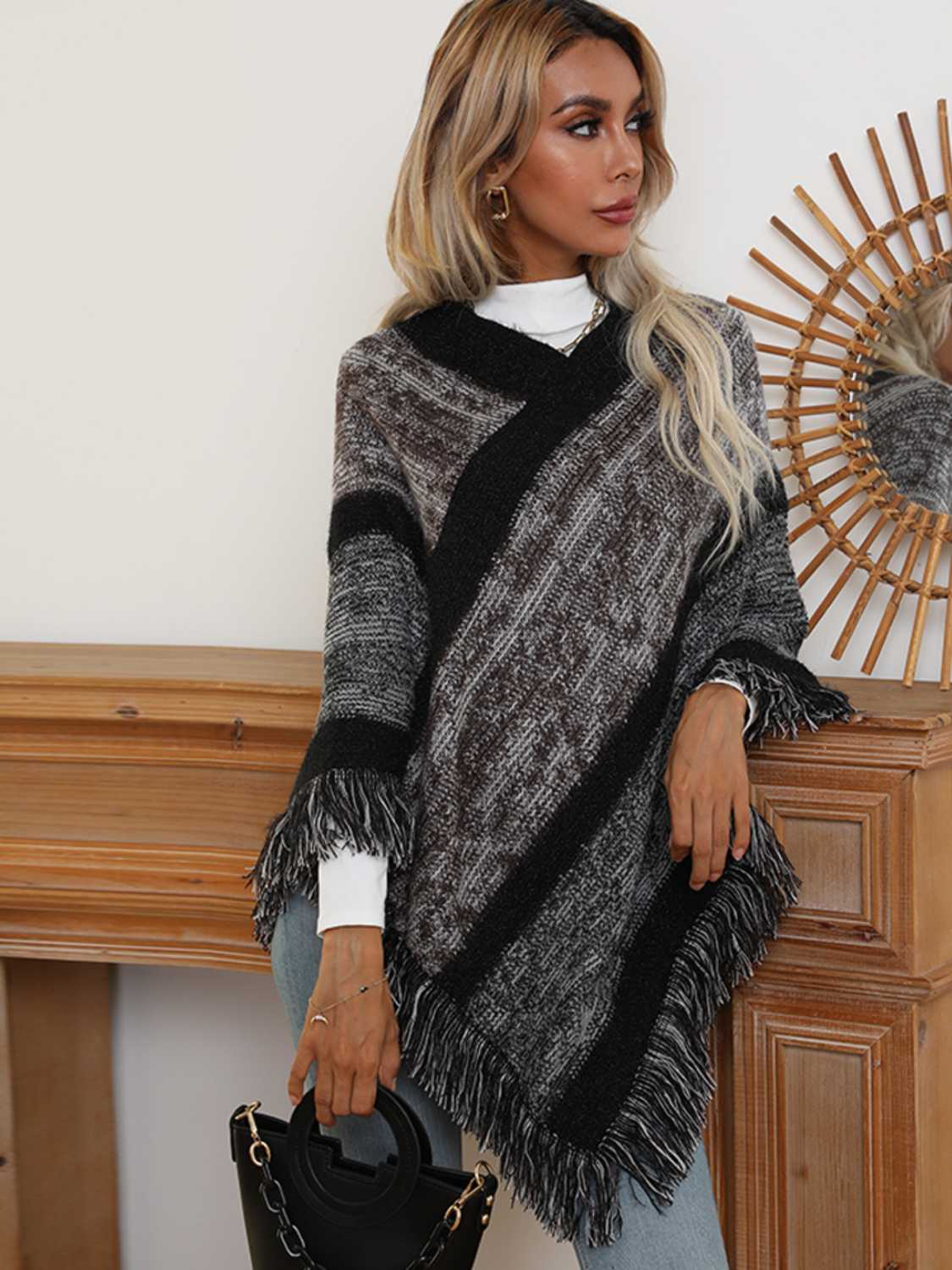 V-Neck Poncho with Fringes - Thandynie